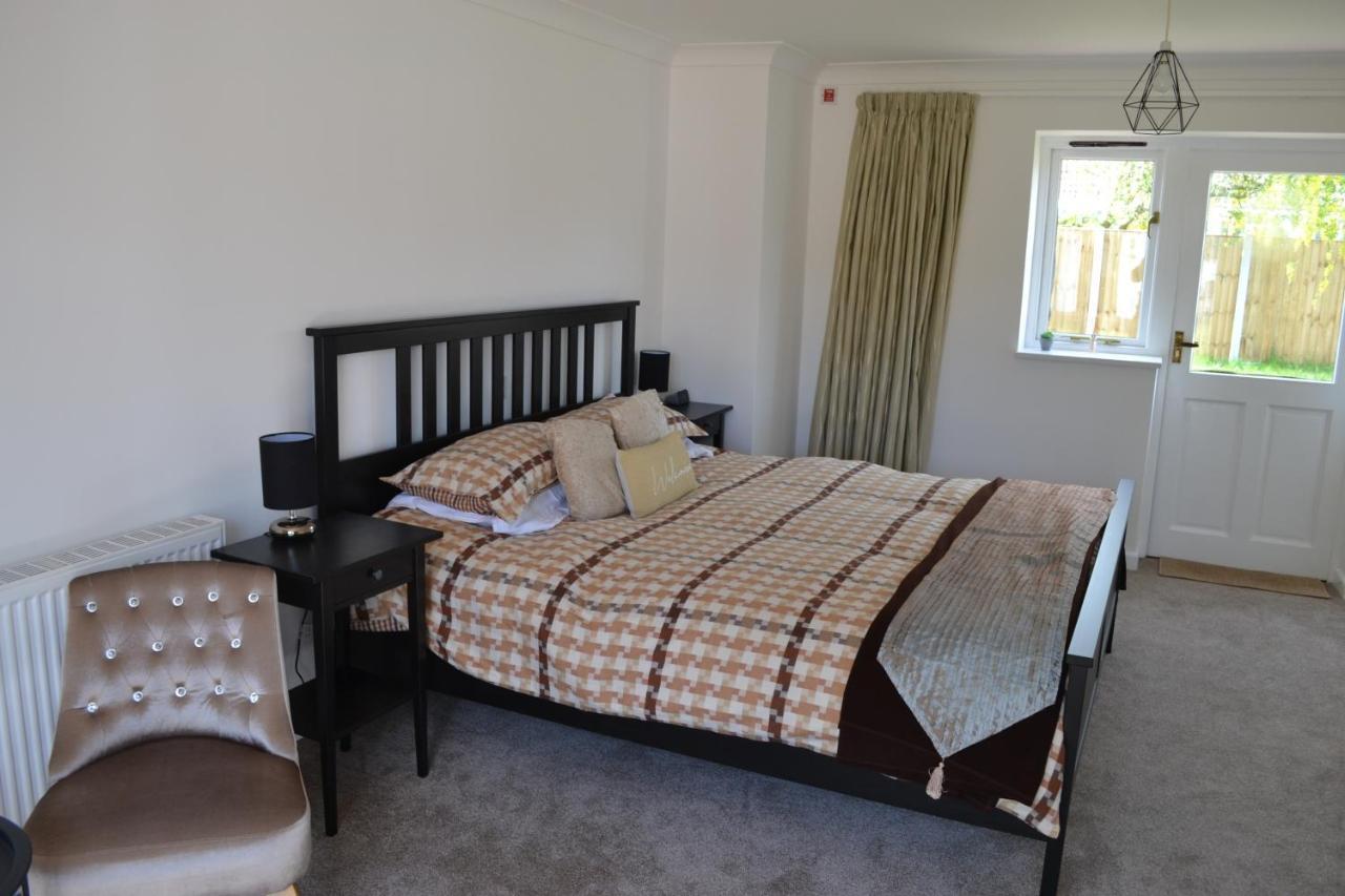 Number 6 - Lytton Tree Lodge, Reydon, Southwold Экстерьер фото